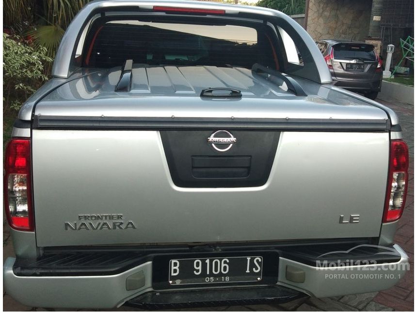 2009 Nissan Navara 2.5 Dual Cab Pick-up
