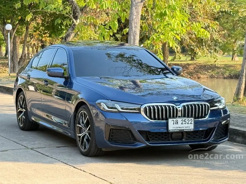 2022 BMW 530e M Sport Sedan