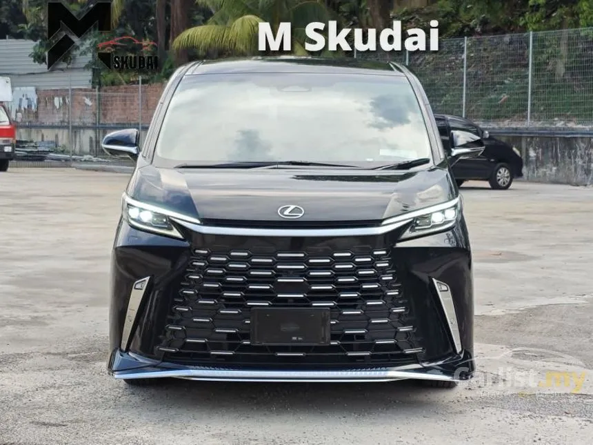2025 Lexus LM 500h Version L 6 Seater MPV