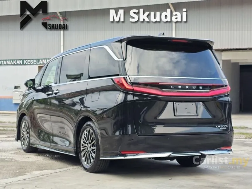 2025 Lexus LM 500h Version L 6 Seater MPV