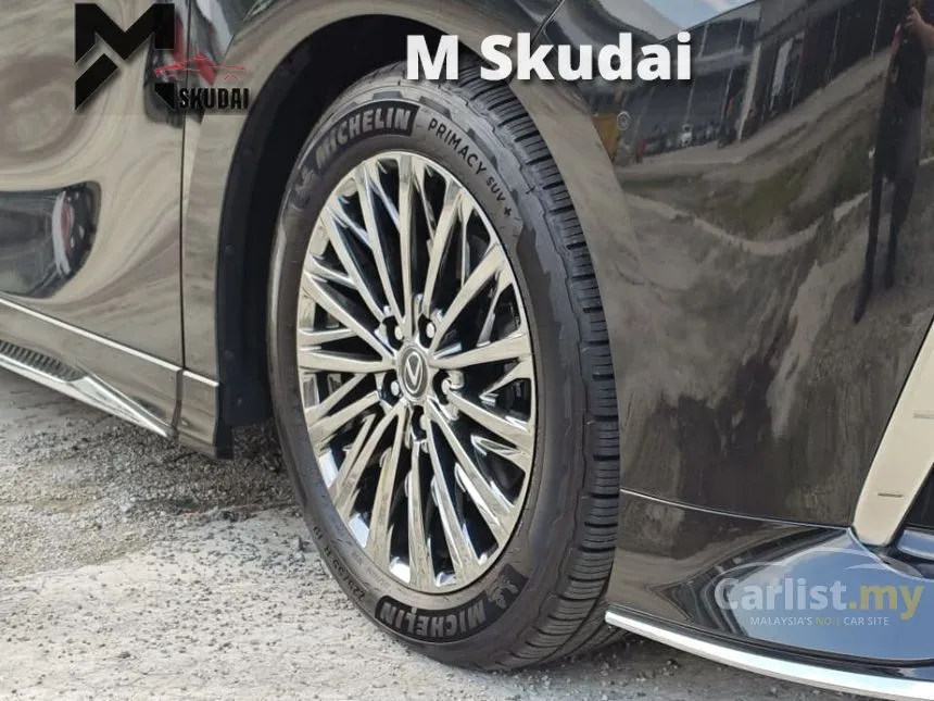 2025 Lexus LM 500h Version L 6 Seater MPV