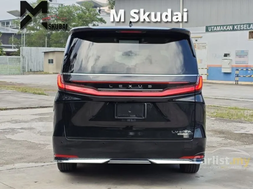 2025 Lexus LM 500h Version L 6 Seater MPV
