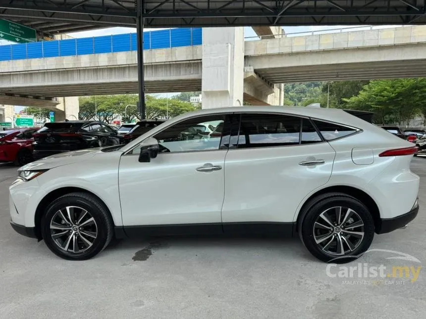 2025 Toyota Harrier Luxury SUV