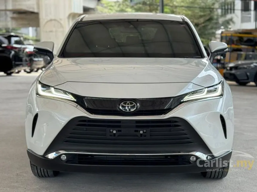 2025 Toyota Harrier Luxury SUV