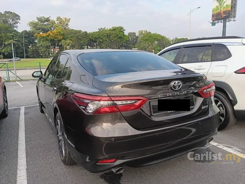 2023 Toyota Camry V Sedan