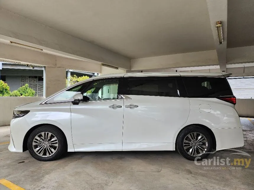 2024 Toyota Alphard Z 7-Seater MPV