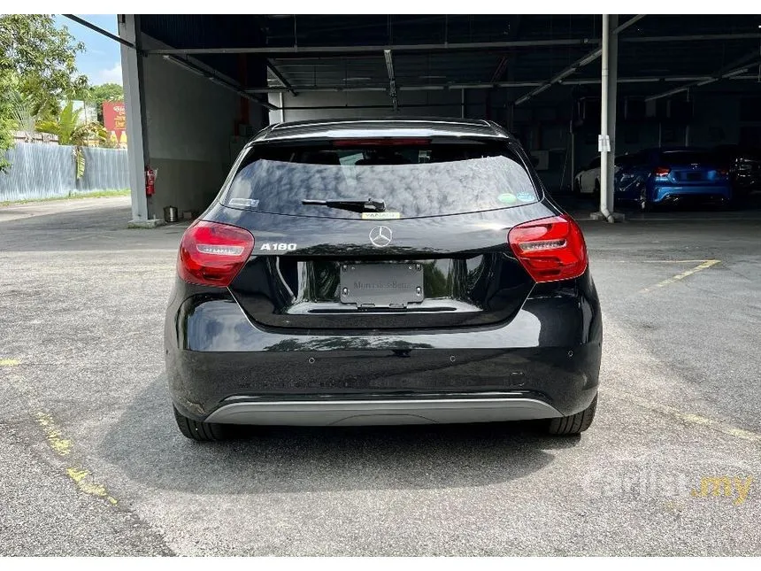 2017 Mercedes-Benz A180 Urban Line Hatchback
