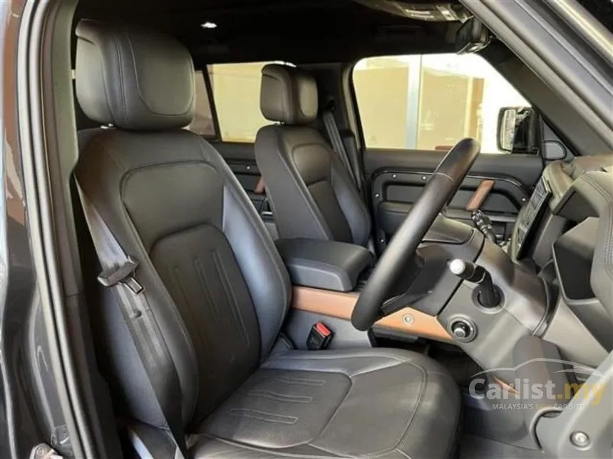 2024 Land Rover Defender 110 D300 X SUV