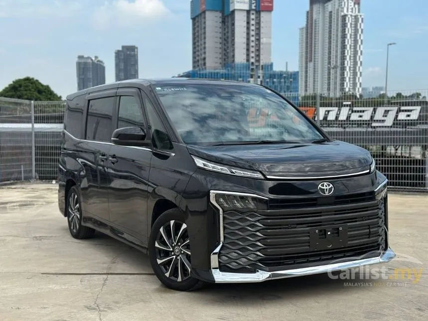 2023 Toyota Voxy S-Z MPV