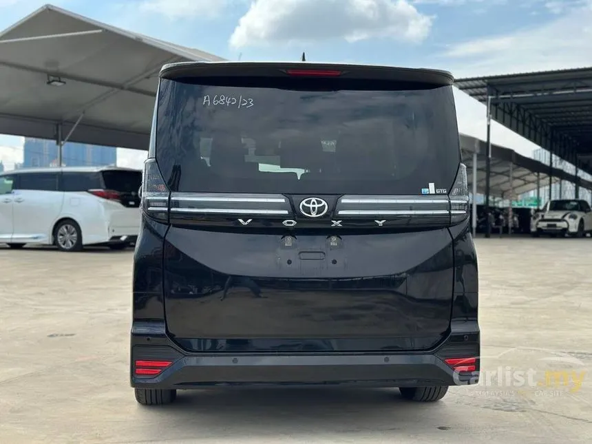 2023 Toyota Voxy S-Z MPV