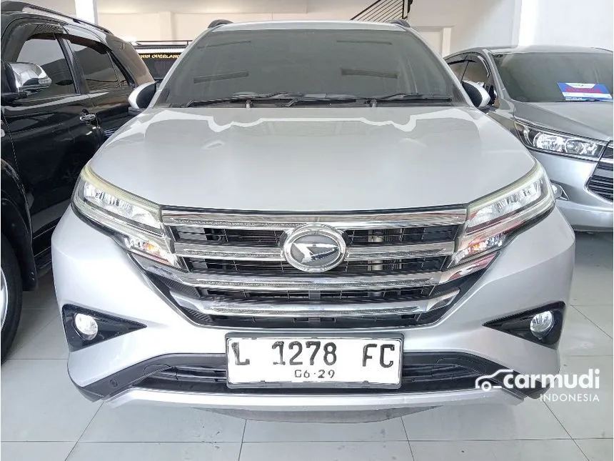 Jual Mobil Daihatsu Terios 2019 R Deluxe 1.5 di Jawa Timur Automatic SUV Silver Rp 200.000.000