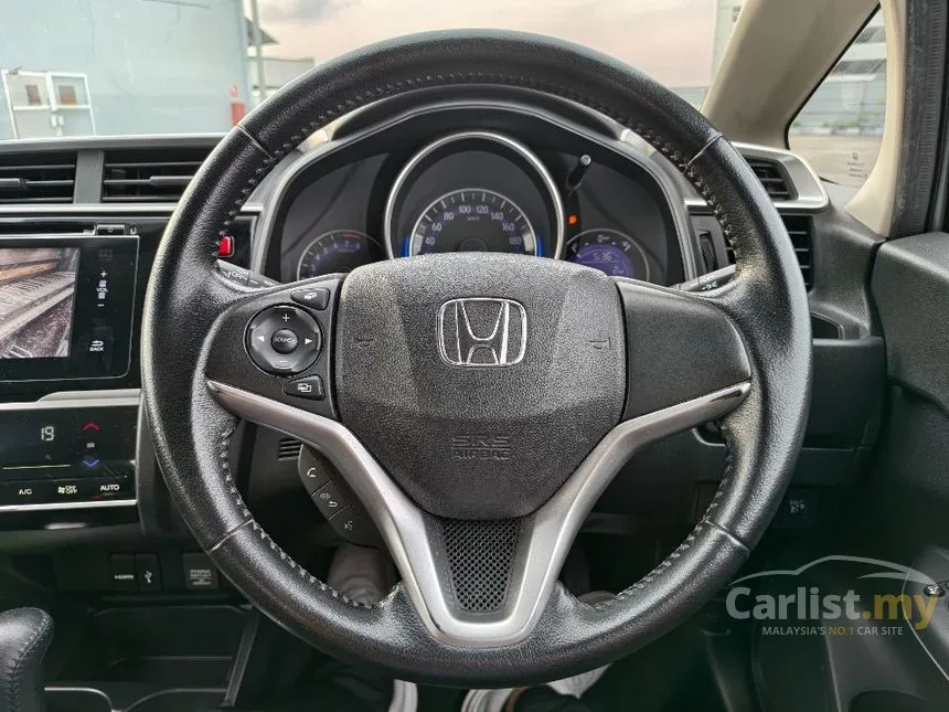 2016 Honda Jazz V Hatchback