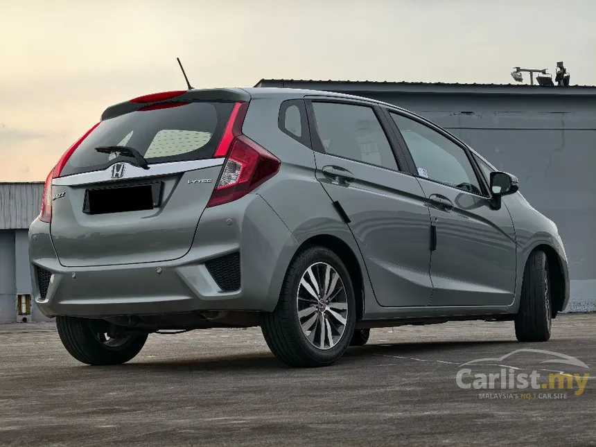 2016 Honda Jazz V Hatchback