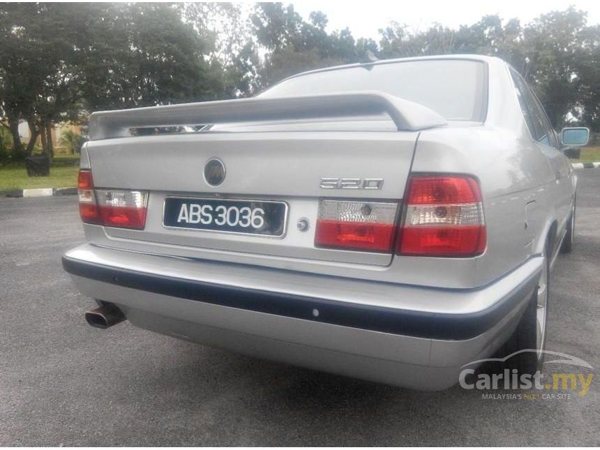 1990 BMW 520i Sedan