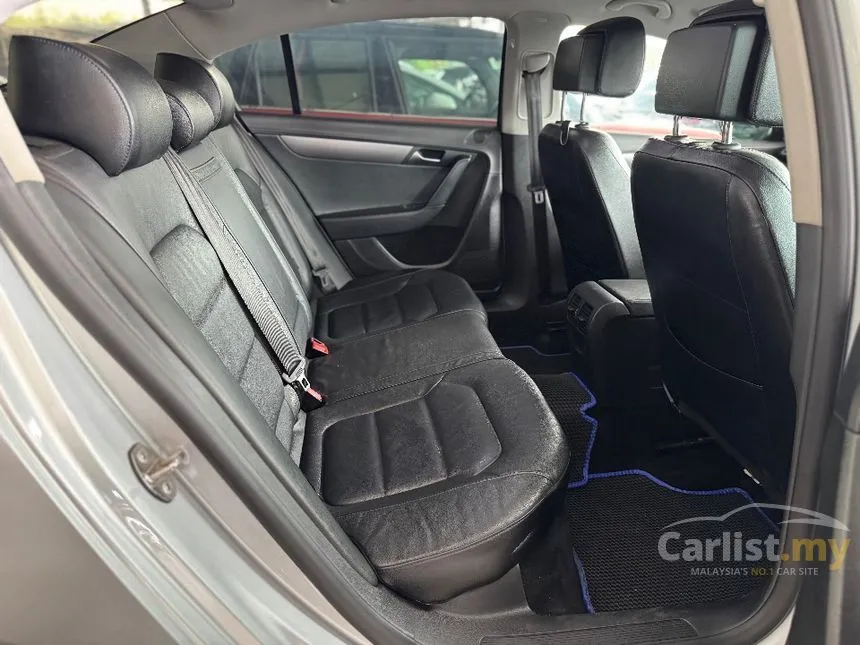 2014 Volkswagen Passat TSI Sedan