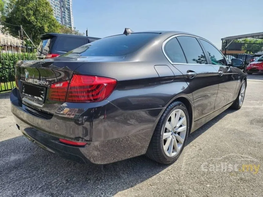 2015 BMW 520i Sedan