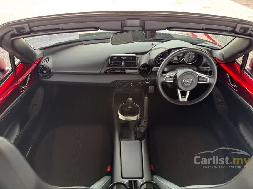 2023 Mazda Roadster 990S Convertible