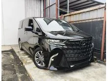 2025 Toyota Alphard 2.5 Z MPV (50km)