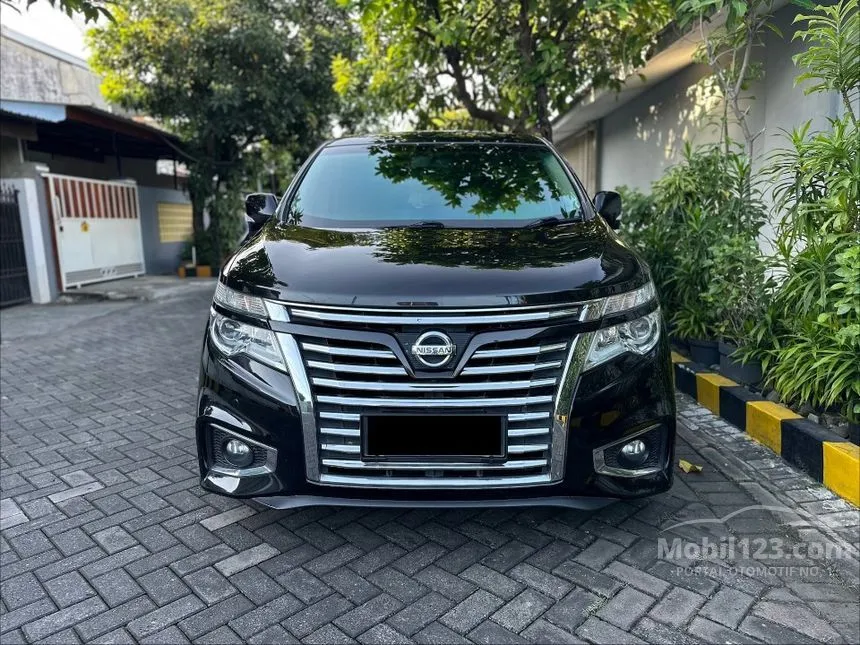 2014 Nissan Elgrand Highway Star MPV