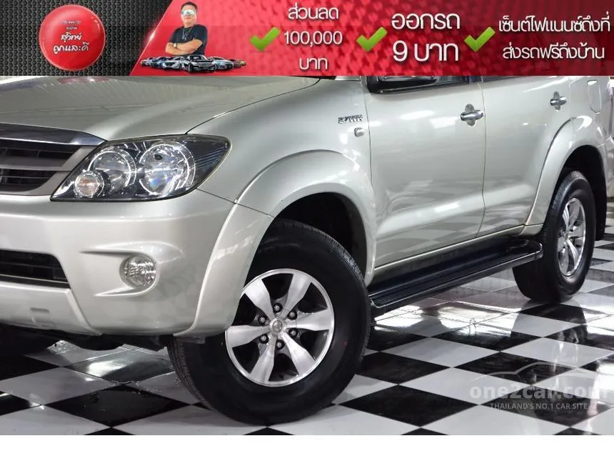2005 Toyota FORTUNER V SUV