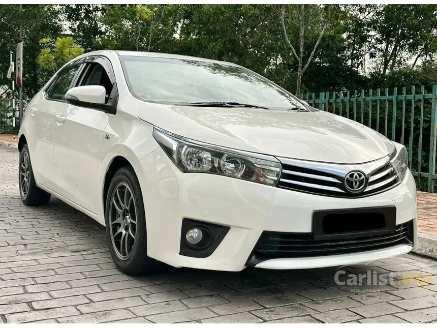 2015 Toyota Corolla Altis E Sedan
