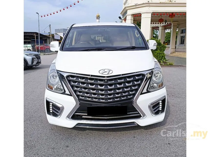 2017 Hyundai Grand Starex Royale MPV