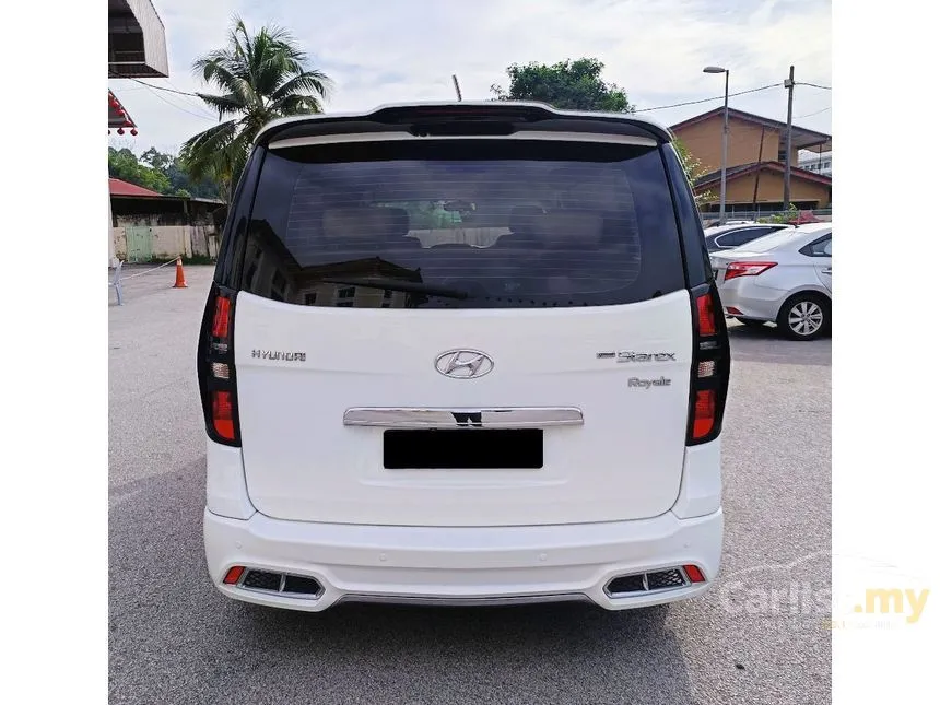 2017 Hyundai Grand Starex Royale MPV