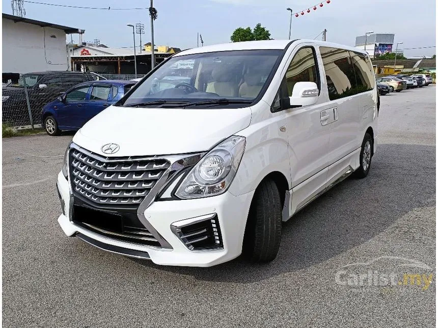 2017 Hyundai Grand Starex Royale MPV