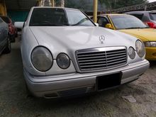 1999/04 Mercedes-Benz E200 2.0 Elegance Sedan