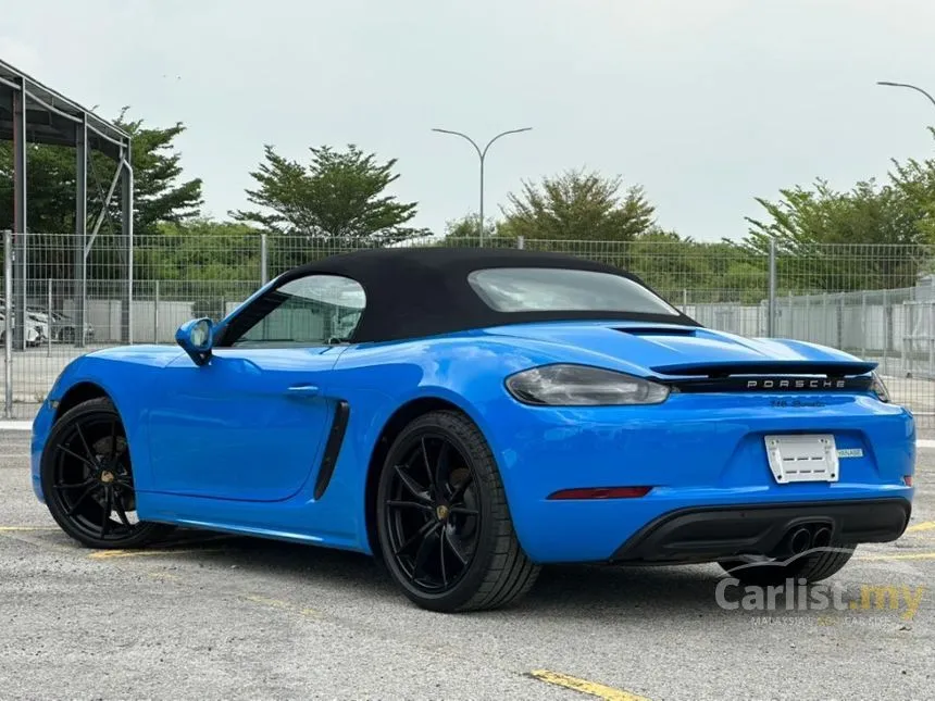 2022 Porsche 718 Boxster Convertible