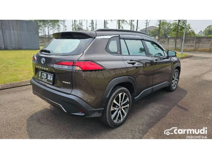 2021 Toyota Corolla Cross Hybrid SUV