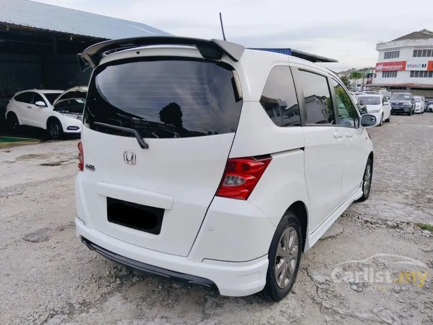 2012 Honda Freed S MPV