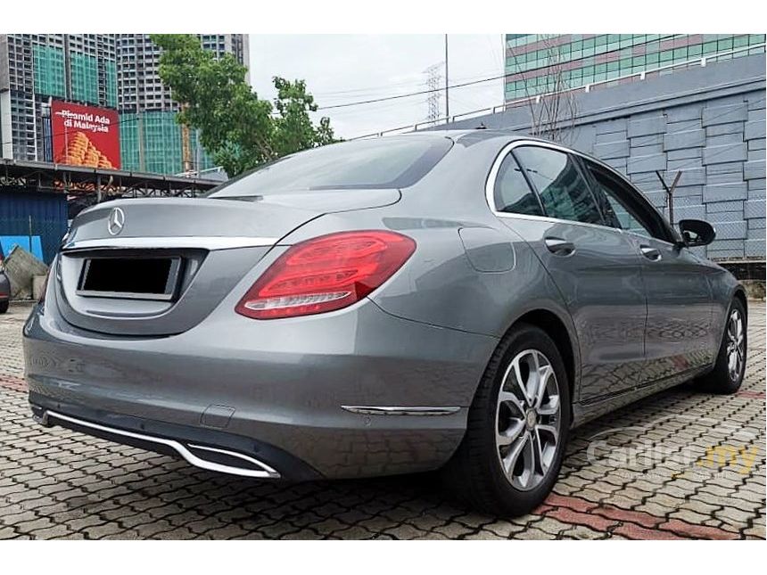 Mercedes-Benz C200 2014 AMG 2.0 in Kuala Lumpur Automatic Sedan Silver