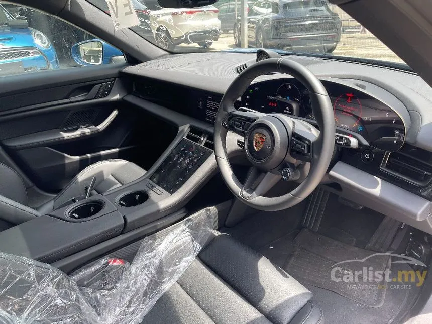 2024 Porsche Taycan 4S Sedan