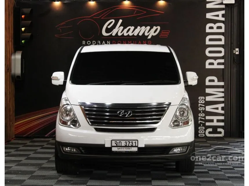 2012 Hyundai GRAND STAREX VIP Wagon