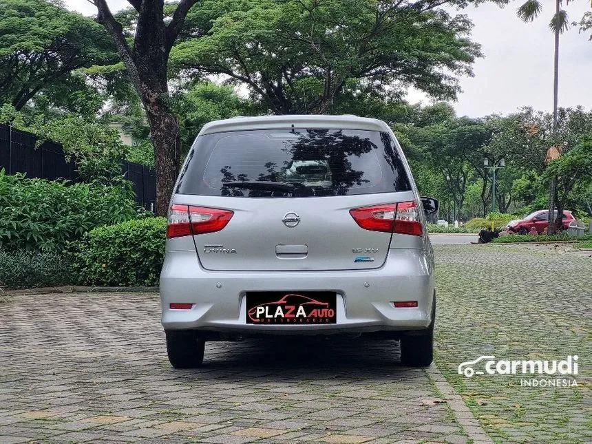 2014 Nissan Grand Livina XV MPV