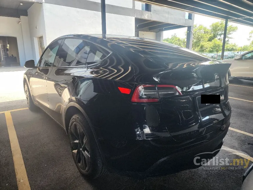 2024 TESLA Model Y Long Range SUV