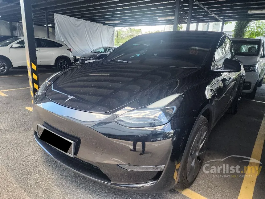 2024 TESLA Model Y Long Range SUV