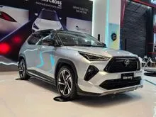 PROMO AKHIR TAHUN, DISKON BESAR, HARGA TERBAIK NEGO SAMPAI DEAL 2025 Toyota Yaris Cross 1,5 S HV with GR Parts Aero Pkg SUV