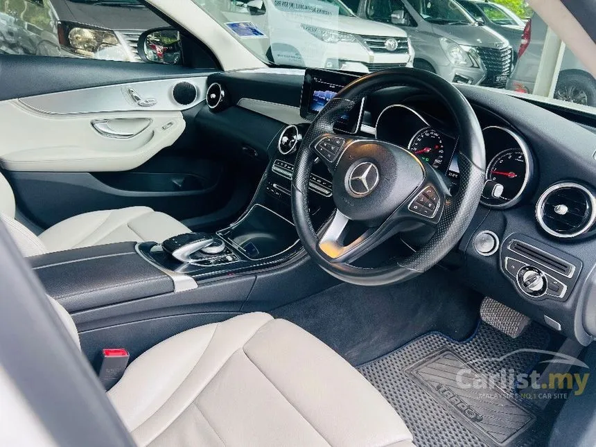 2014 Mercedes-Benz C200 AMG Sedan