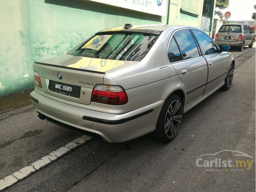 2002 BMW 520i Sedan