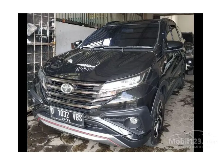 Jual Mobil Toyota Rush 2018 TRD Sportivo 1.5 di Jawa Barat Automatic SUV Hitam Rp 217.000.000