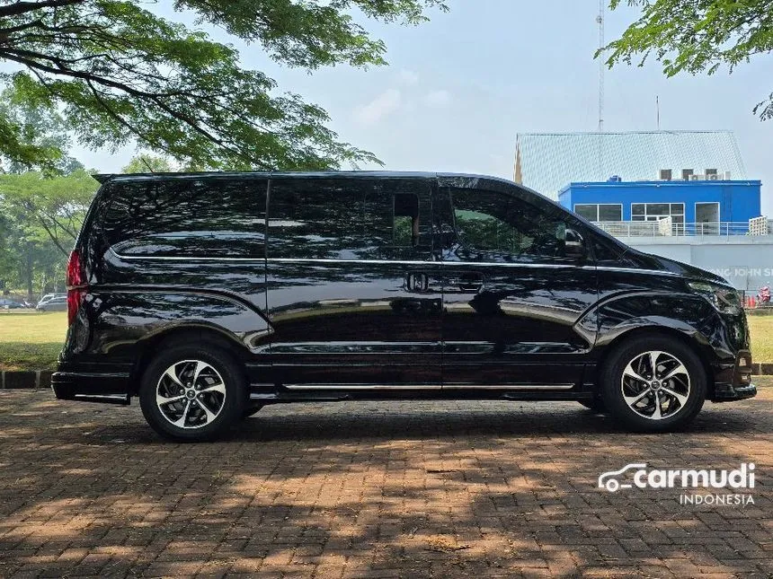 2019 Hyundai H-1 Royale MPV