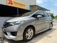 2015 Honda Jazz 1.5 E Hatchback