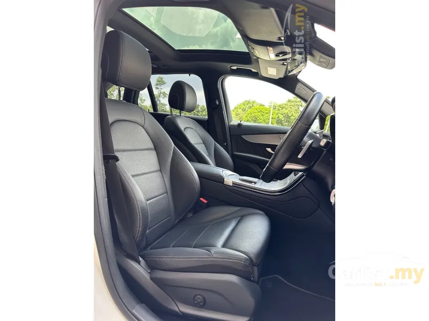 2022 Mercedes-Benz GLC300 4MATIC AMG Line SUV