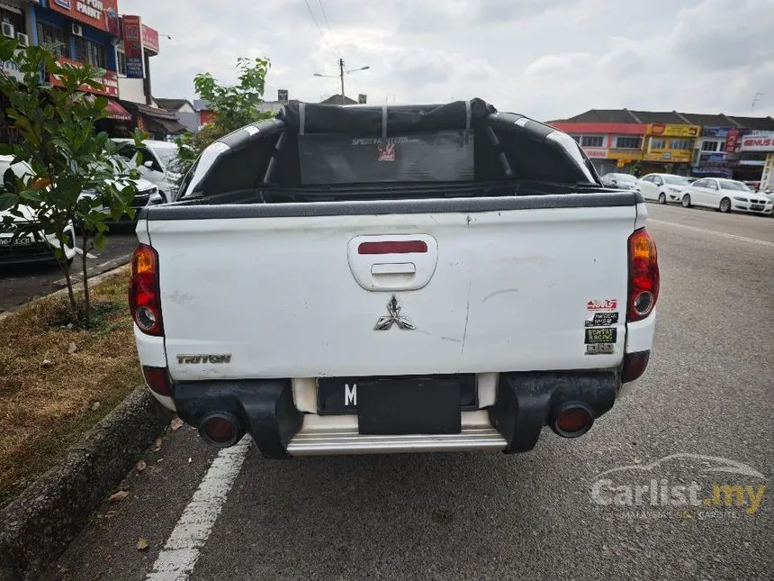 2011 Mitsubishi Triton Standard Dual Cab 4X4 Pickup
