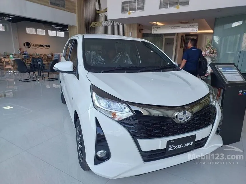 Jual Mobil Toyota Calya 2024 G 1.2 di Jawa Timur Automatic MPV Putih Rp 170.000.000