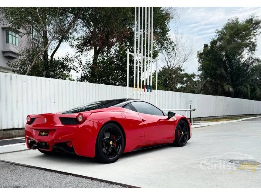 2011 Ferrari 458 Italia Coupe