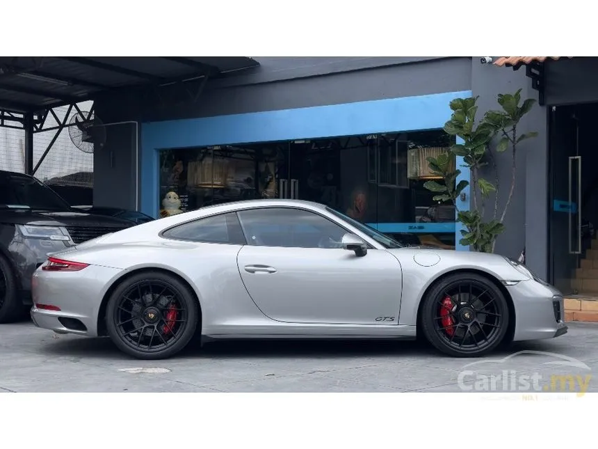 2018 Porsche 911 Carrera GTS Coupe