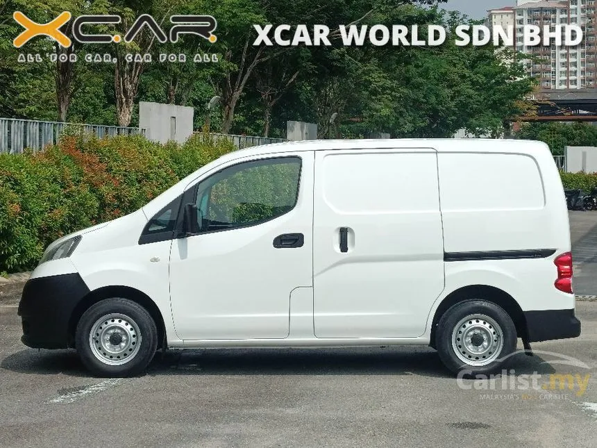 2017 Nissan NV200 Panel Van